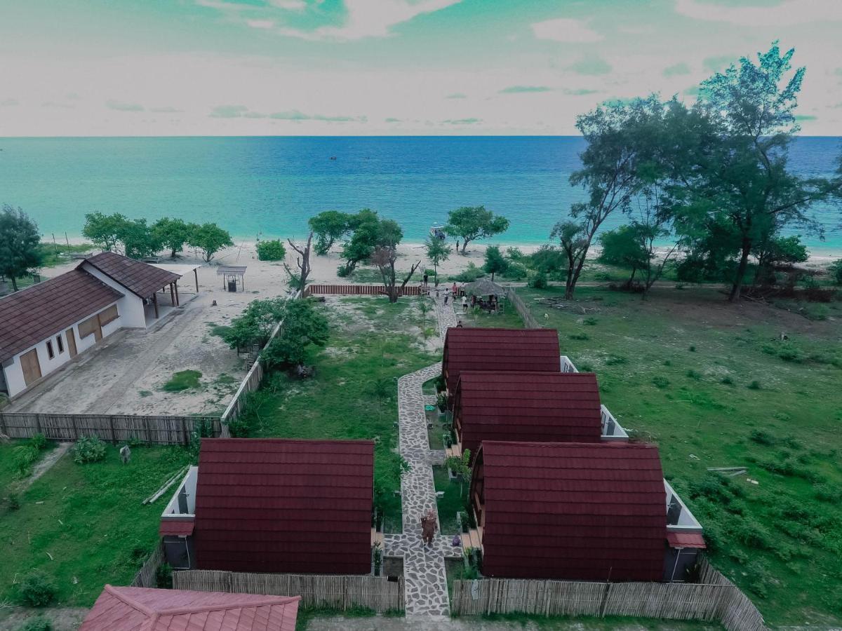 Laba Laba Bungalow Gili Meno Exterior foto